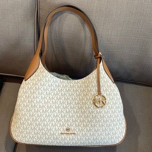 Michael Kors KELSEY Large Shoulder Bag